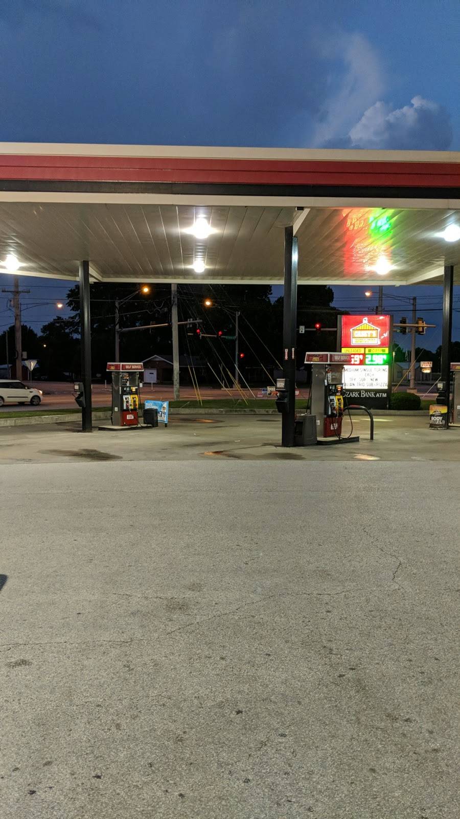 Caseys | meal takeaway | 1110 W Mt Vernon St, Nixa, MO 65714, USA | 4177254021 OR +1 417-725-4021