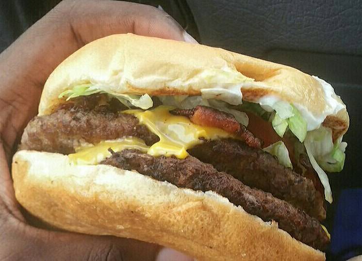 Sonic Drive-In | restaurant | 8950 Walker Mill Rd, Capitol Heights, MD 20743, USA | 3015251320 OR +1 301-525-1320