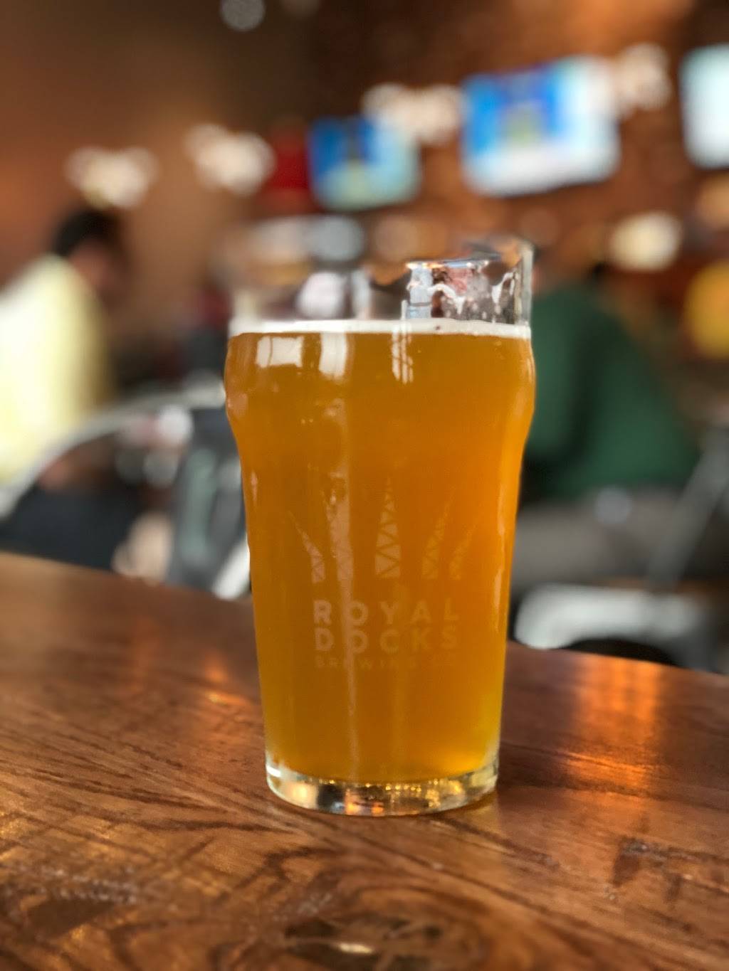 Taproom & Kitchen at Royal Docks Brewing Co. | restaurant | 7162 Fulton Dr NW, Canton, OH 44718, USA | 3303539103 OR +1 330-353-9103