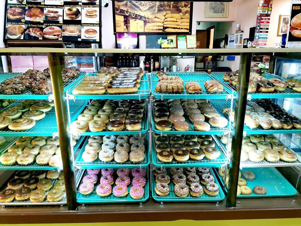 Fancy Donuts | restaurant | 1067 C St #130, Galt, CA 95632, USA | 2097454620 OR +1 209-745-4620