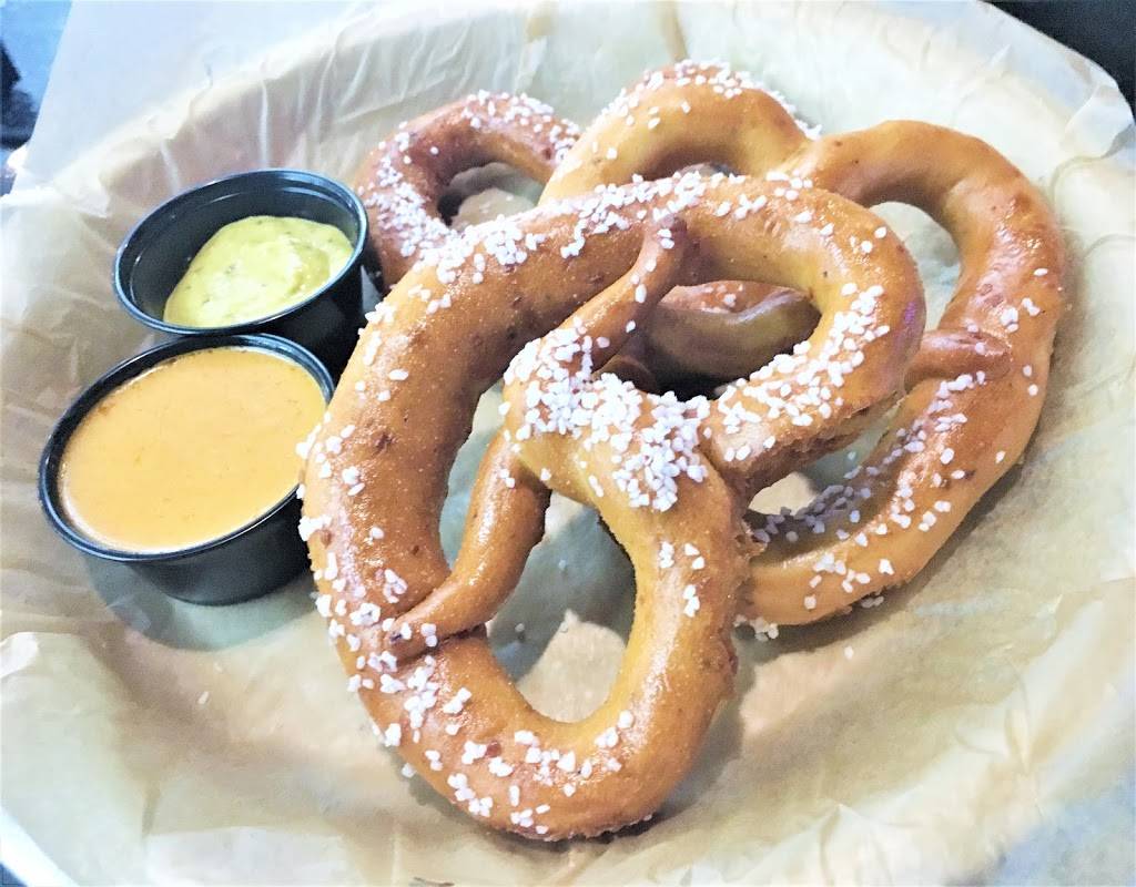 Stone Brewing | restaurant | 3225 N Harbor Dr, San Diego, CA 92101, USA | 6196868533 OR +1 619-686-8533