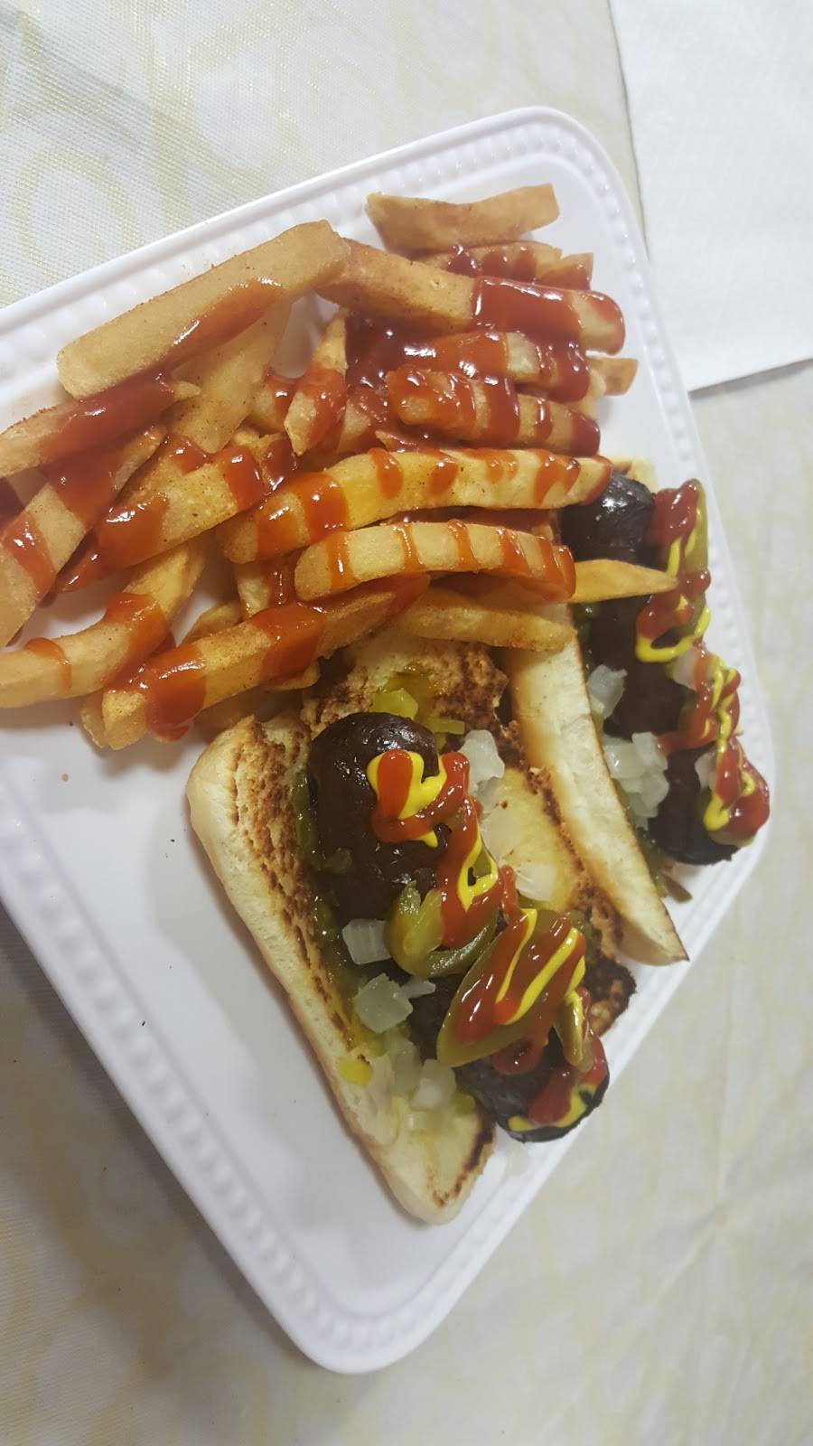 Smoke House Barbecue | restaurant | 432 Harrison Avenue Rockford Illinois 61102, Rockford, IL 61104, USA | 8159625512 OR +1 815-962-5512