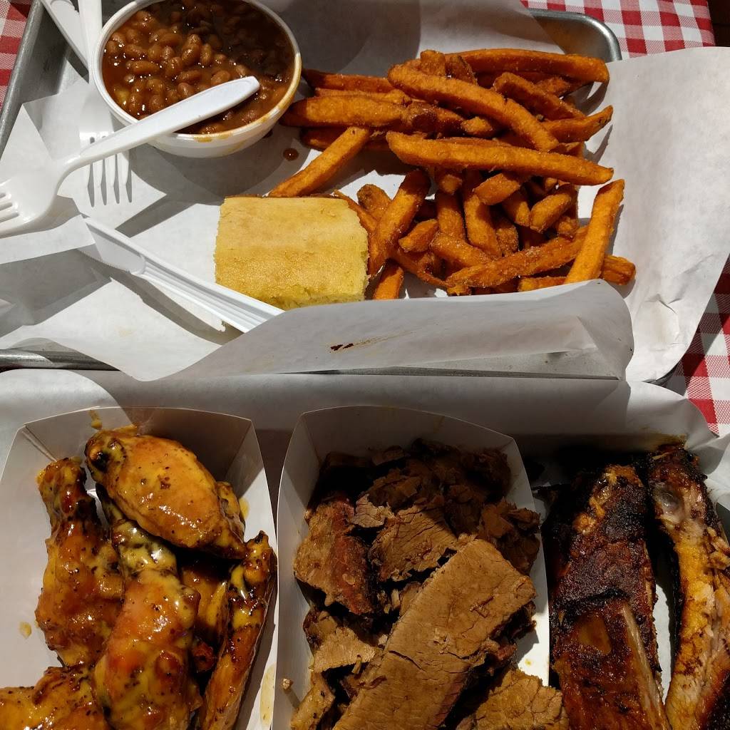 Kens Hardwood Barbecue | restaurant | 5250 E 22nd St, Tucson, AZ 85711, USA | 5207454746 OR +1 520-745-4746