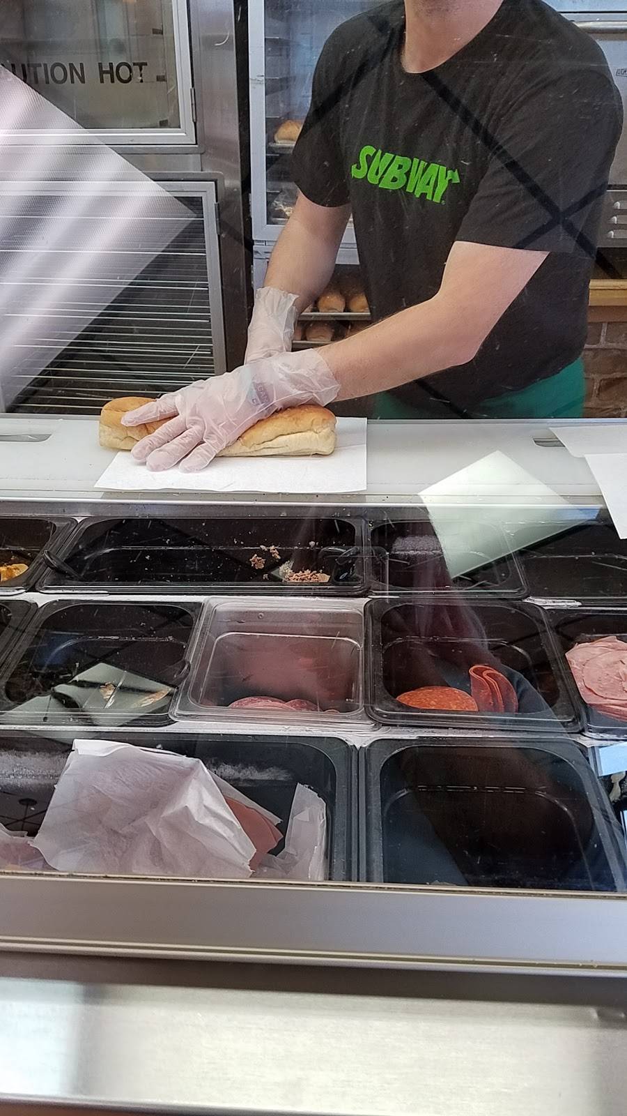 Subway | restaurant | 336 Monroe St, Clarkesville, GA 30523, USA | 7067548103 OR +1 706-754-8103