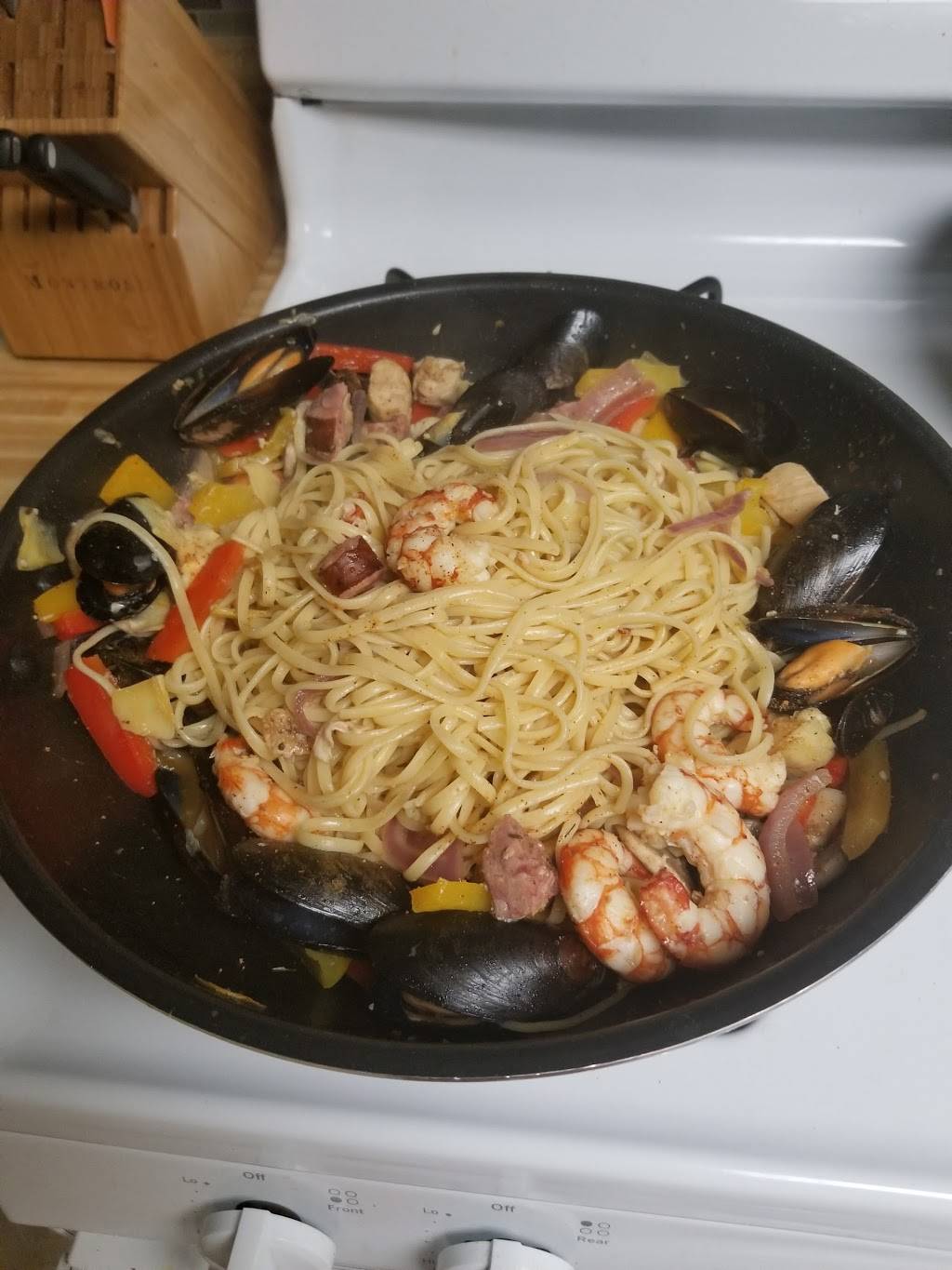 Lulus Taqueria | restaurant | 14017 Hiram Clarke Rd, Houston, TX 77045, USA | 7134345858 OR +1 713-434-5858