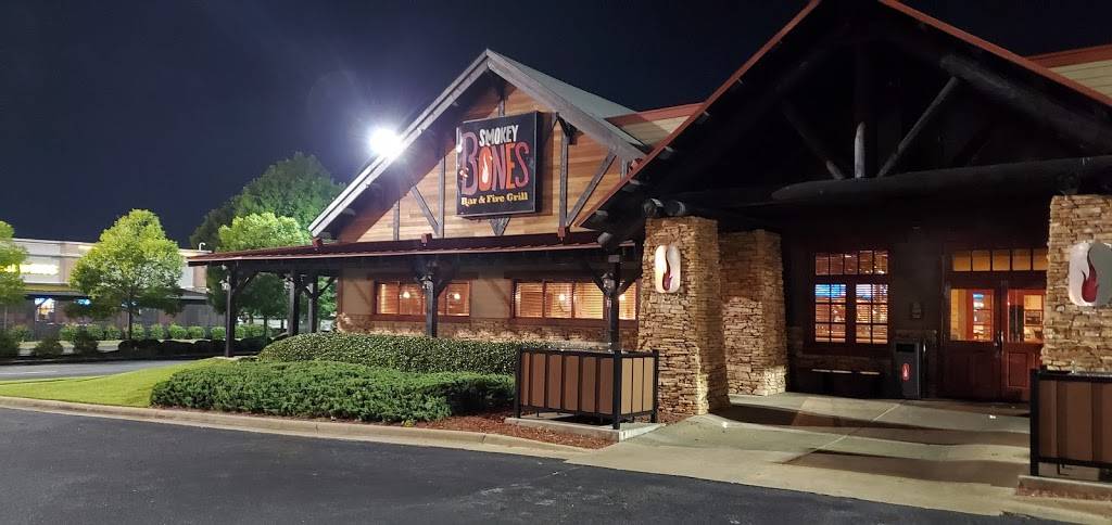 Smokey Bones Bar & Fire Grill | meal takeaway | 5555 Whittlesey Blvd, Columbus, GA 31907, USA | 7063200021 OR +1 706-320-0021