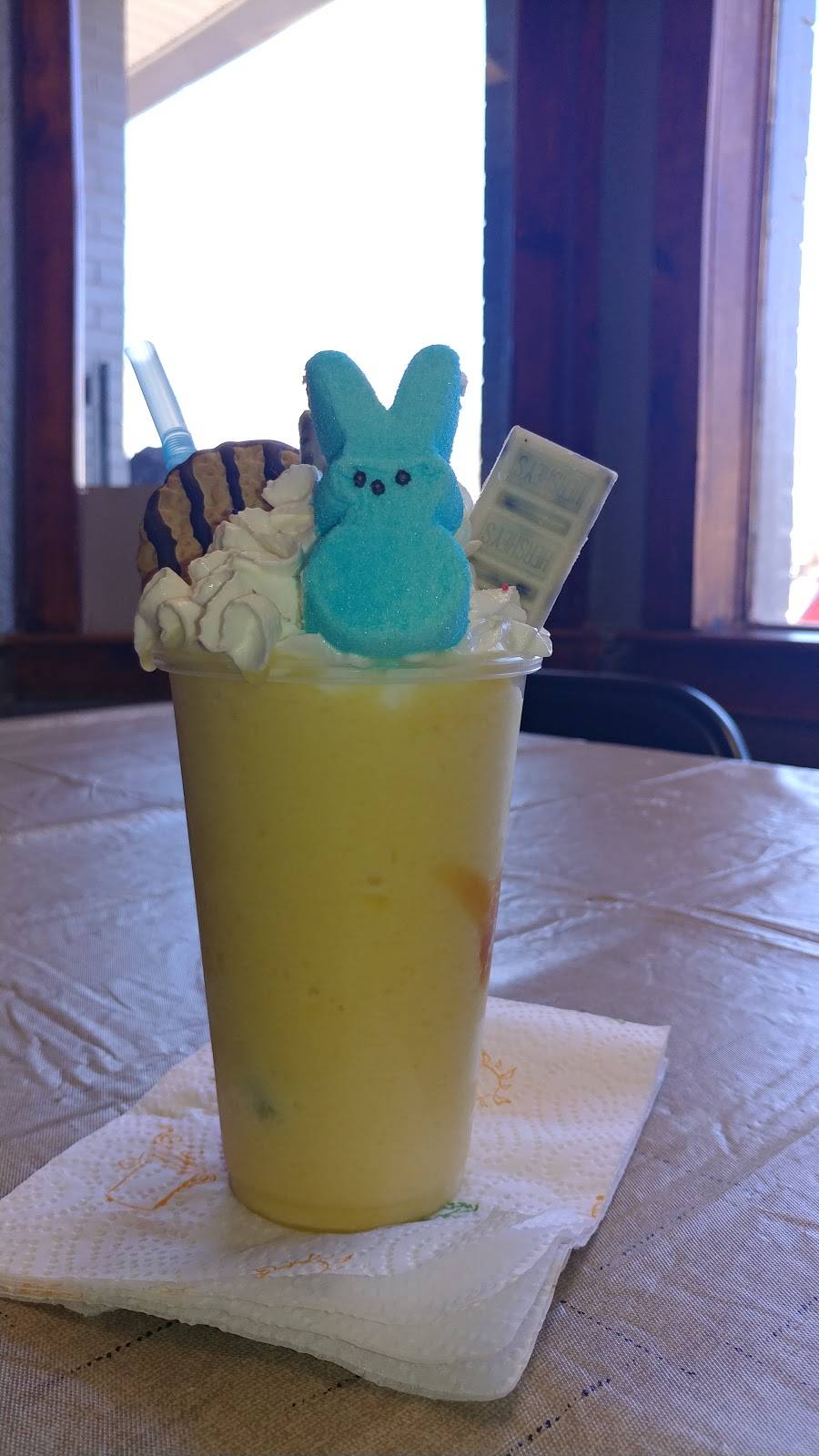 La Casa Del Frappé | restaurant | 1518 Long Ave, Lorain, OH 44052, USA | 4405297232 OR +1 440-529-7232