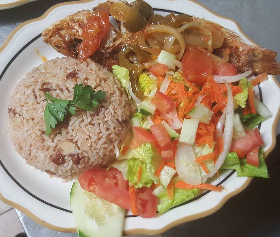 Monte Cara Restaurant | restaurant | 532 Lonsdale Ave, Pawtucket, RI 02860, USA | 4017282480 OR +1 401-728-2480