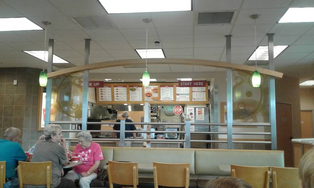 Wendys | restaurant | 150 E Louise St, Clarkesville, GA 30523, USA | 7067540090 OR +1 706-754-0090