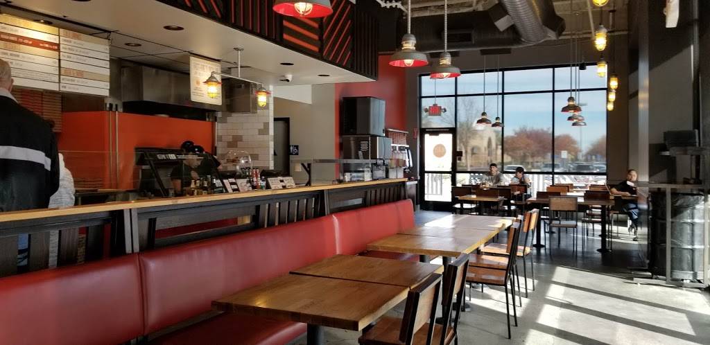 Blaze Pizza | meal takeaway | 1301 W Rancho Vista Blvd, Palmdale, CA 93551, USA | 6614630293 OR +1 661-463-0293