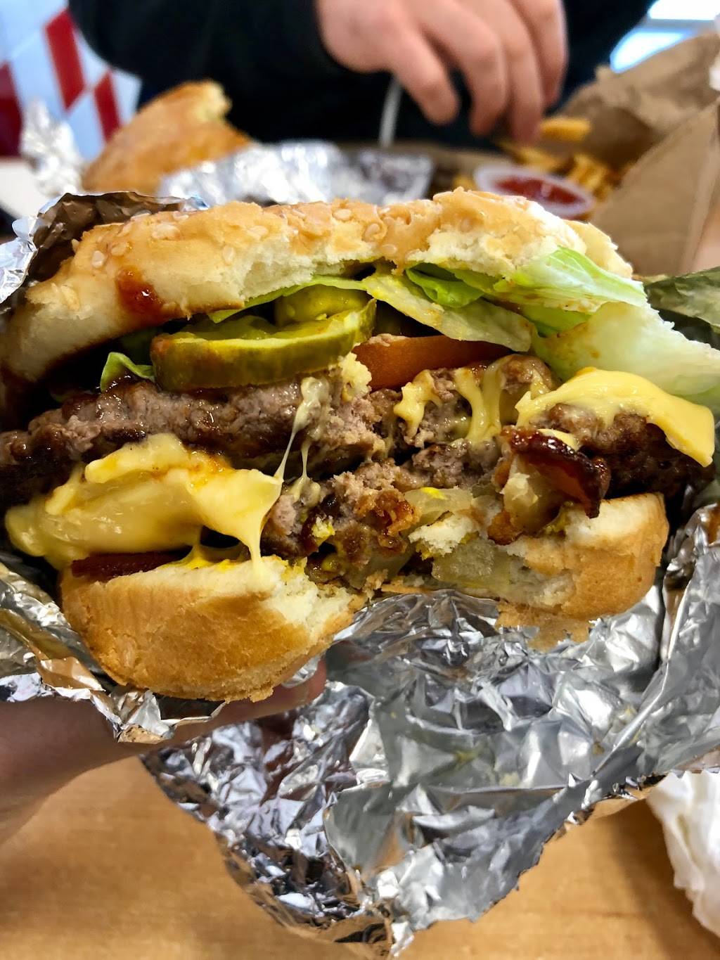 Five Guys | meal takeaway | 1870 Marketplace Dr, Burlington, WA 98233, USA | 3607578677 OR +1 360-757-8677