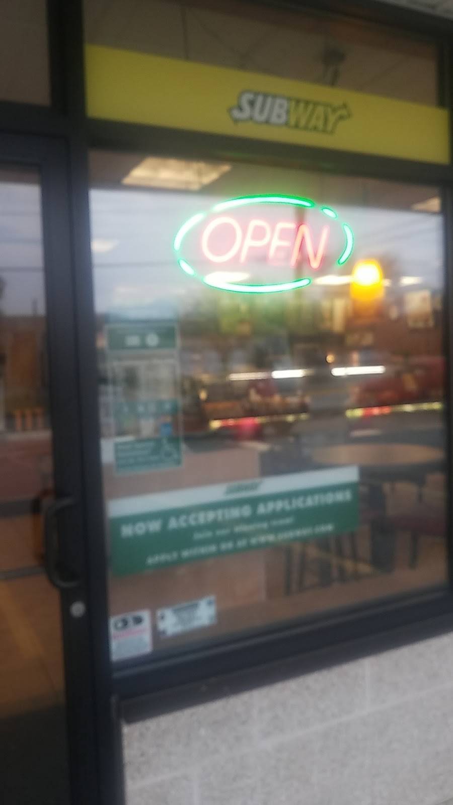 Subway | restaurant | 1120 Delafield St, Waukesha, WI 53188, USA | 2622328263 OR +1 262-232-8263