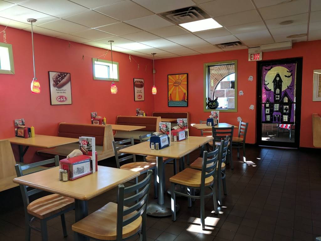 G&L Chili Dogs | meal takeaway | 771 W Sherman Blvd, Norton Shores, MI 49441, USA | 2317331505 OR +1 231-733-1505