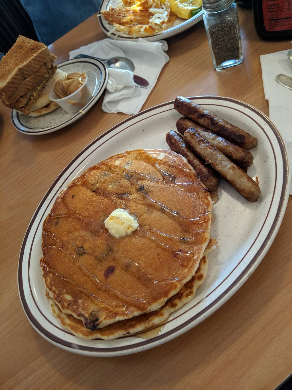 Camm Café | restaurant | 55 N Howard Ave, Croswell, MI 48422, USA | 8106794499 OR +1 810-679-4499