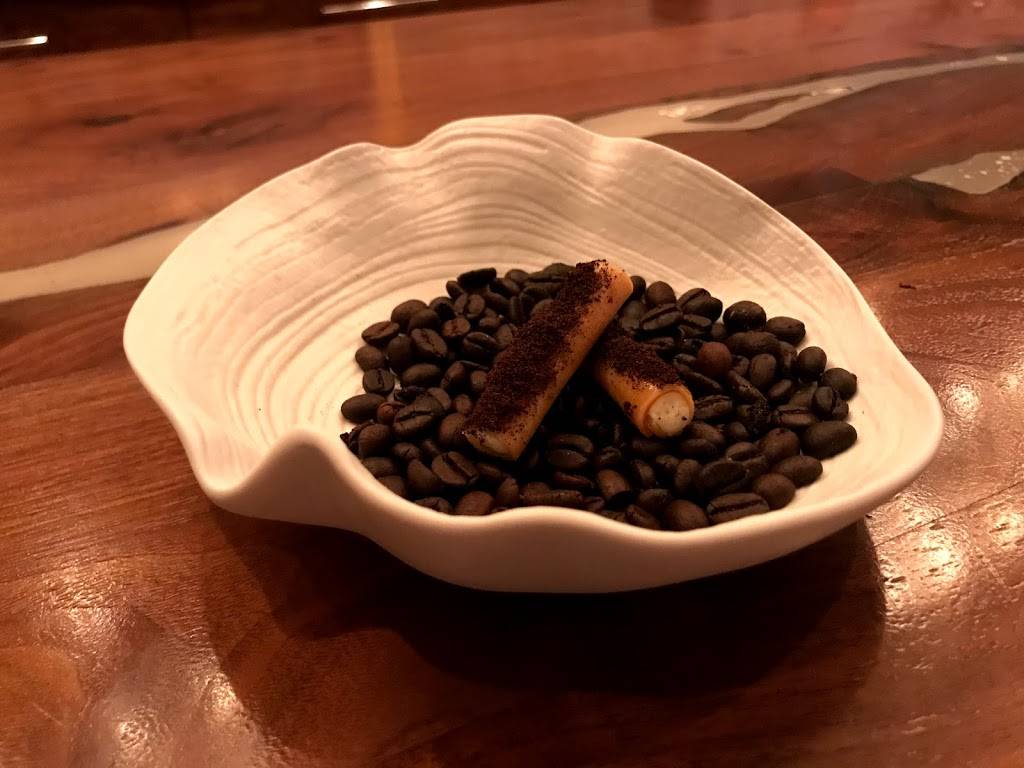 McCradys Tavern | restaurant | 2 Unity Alley, Charleston, SC 29401, USA | 8435770025 OR +1 843-577-0025