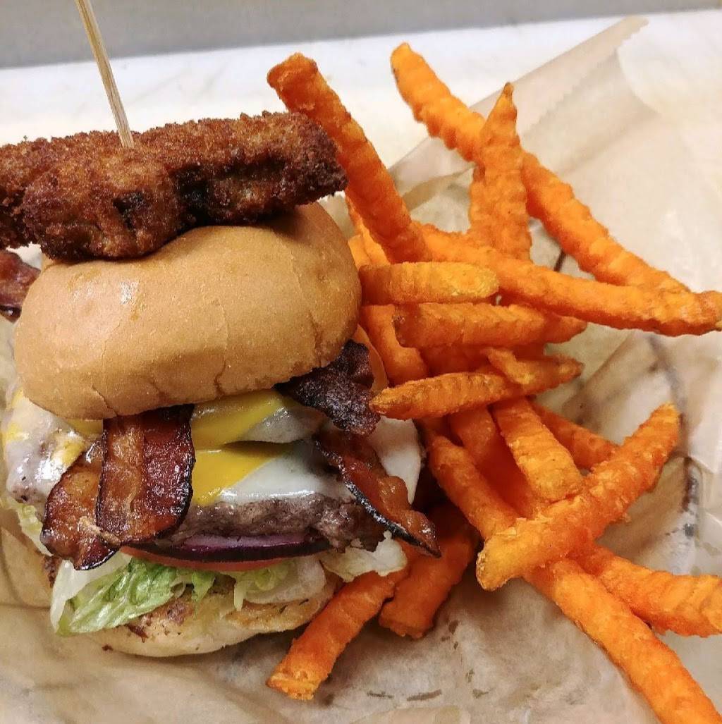 The Lodge of Antioch | restaurant | 899 Main St, Antioch, IL 60002, USA | 8473953373 OR +1 847-395-3373