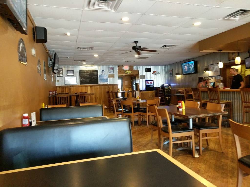 Cassidys Sports Grill | restaurant | 15 S Parish Ave, Johnstown, CO 80534, USA | 9705877744 OR +1 970-587-7744
