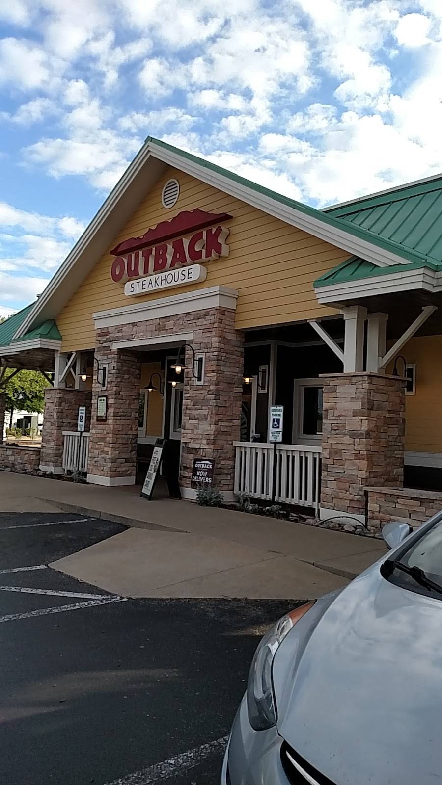 Outback Steakhouse | restaurant | 505 N McPherson Church Rd, Fayetteville, NC 28303, USA | 9104879200 OR +1 910-487-9200