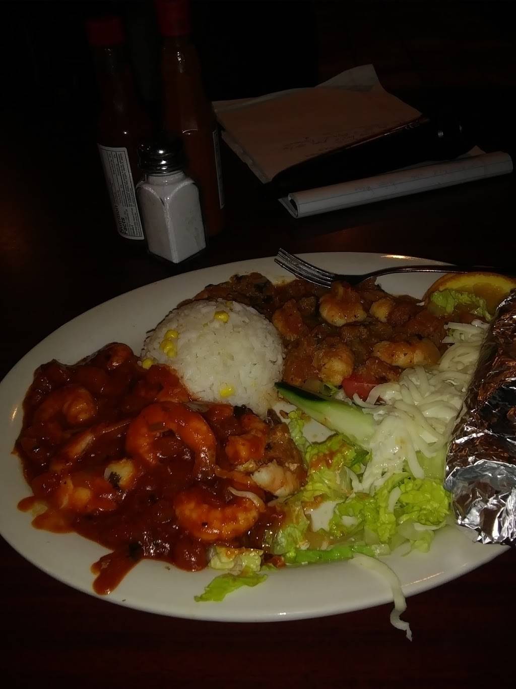 El Nuevo 7 Mares | restaurant | Green Bay, WI 54302, USA | 9209405372 OR +1 920-940-5372