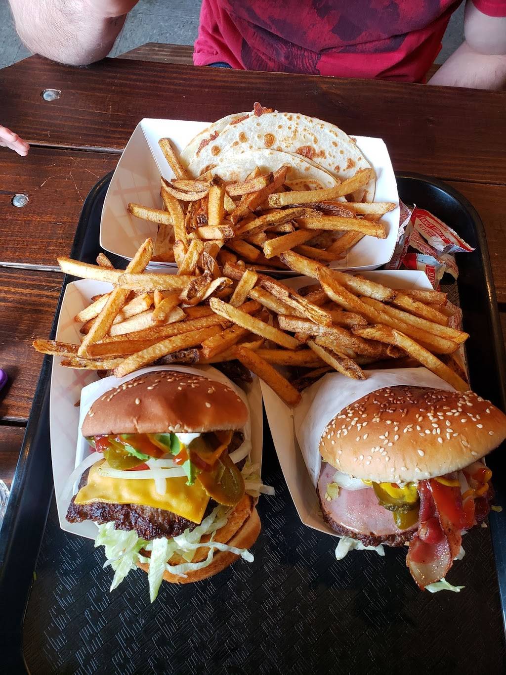 Hamburguesas El Gordo | restaurant | 4157 Cedar Ave, Minneapolis, MN 55407, USA | 6127221087 OR +1 612-722-1087