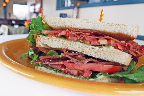 Scramblers | restaurant | 570 W Dussel Dr, Maumee, OH 43537, USA | 4198917207 OR +1 419-891-7207