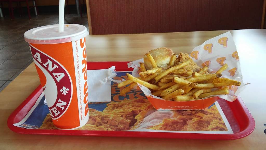 Popeyes Louisiana Kitchen | restaurant | 264 Route 211 E, Middletown, NY 10940, USA | 8453411076 OR +1 845-341-1076