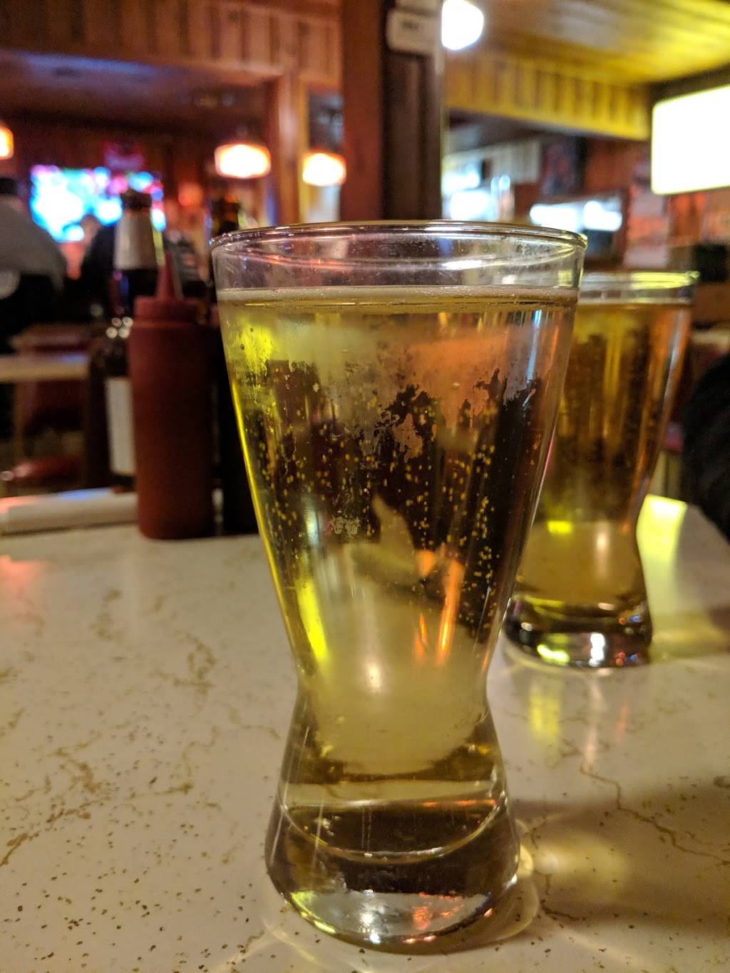 Hickory Log Bar-B-Q | restaurant | 5047 Welborn Ln, Kansas City, KS 66104, USA | 9132879560 OR +1 913-287-9560