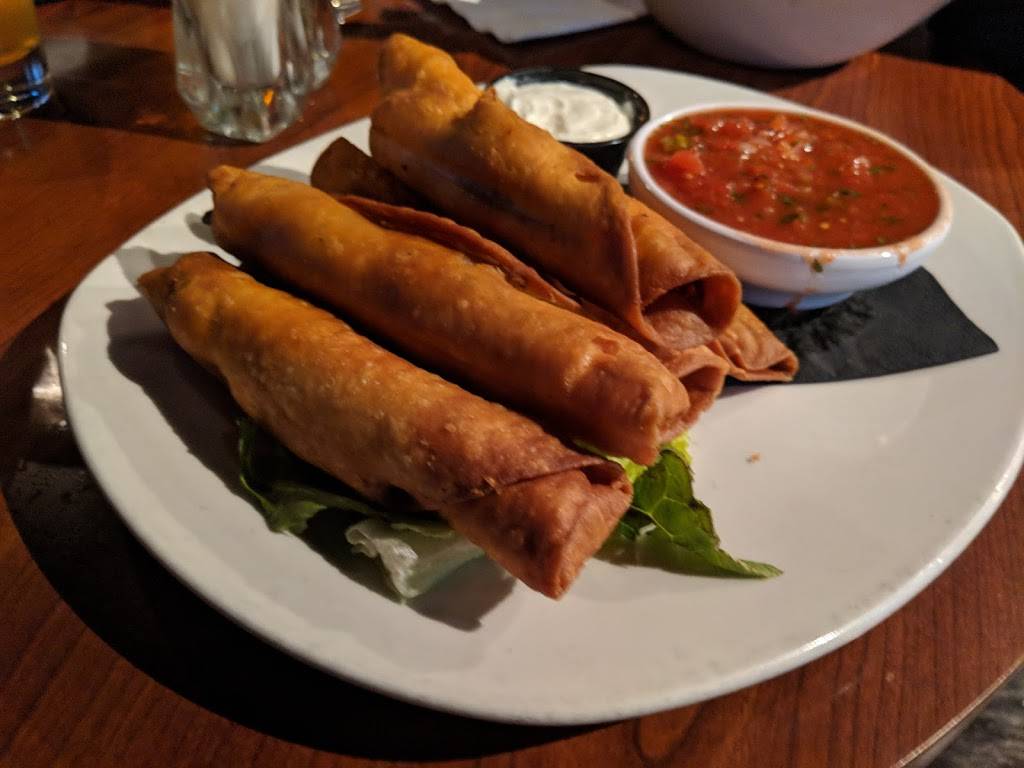 Bernards Tavern | restaurant | 630 N High St, Columbus, OH 43215, USA | 6142239601 OR +1 614-223-9601