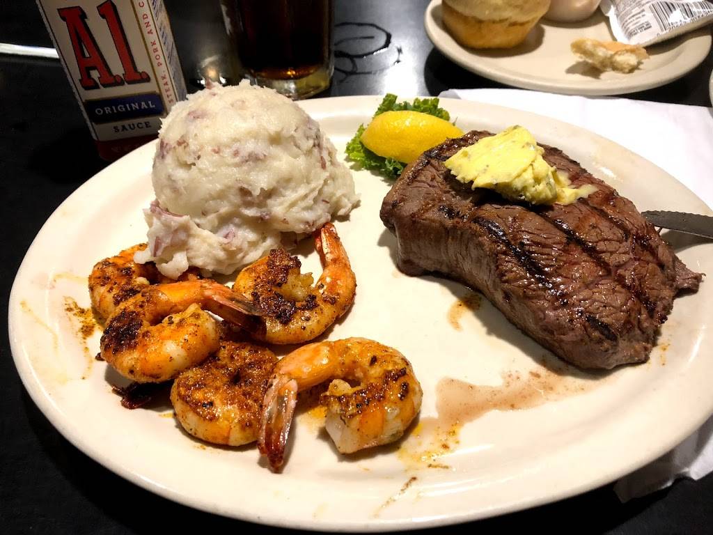 Spankys Bar & Grill | restaurant | 1703 N 16th St, Orange, TX 77630, USA | 4098862949 OR +1 409-886-2949