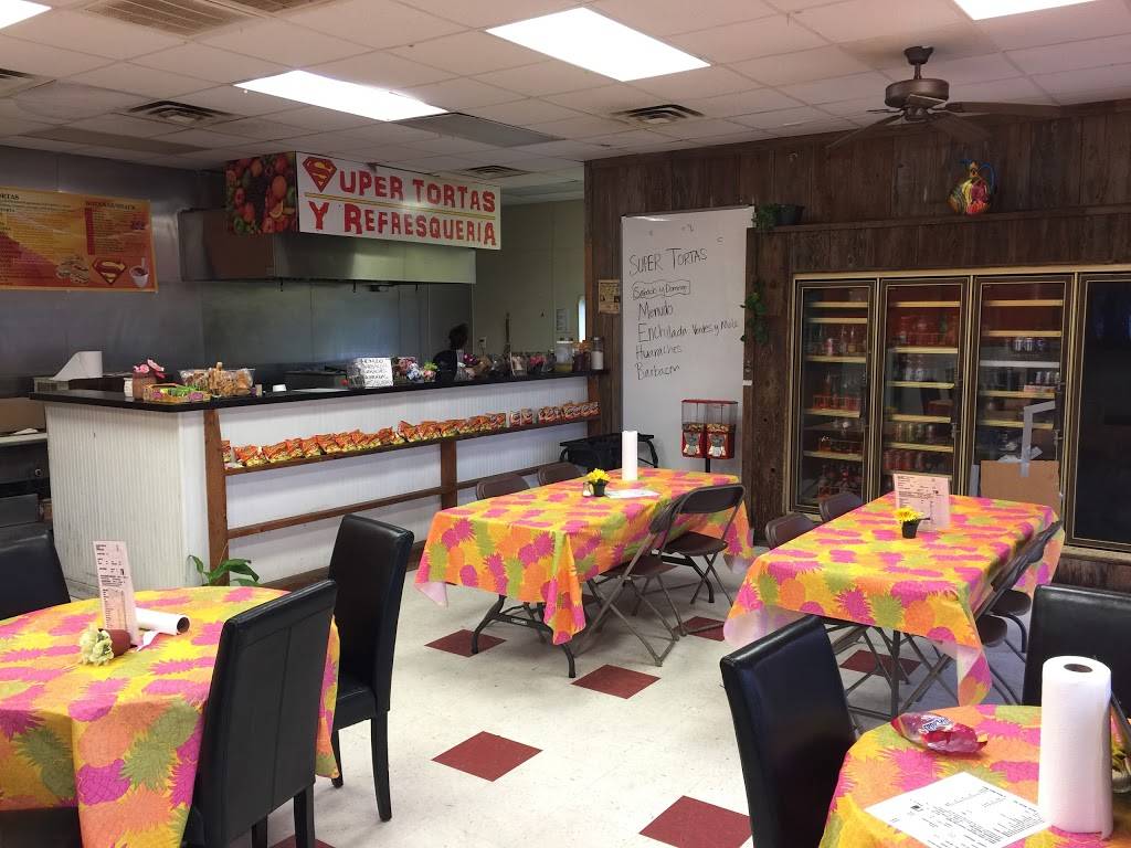 Super Tortas Y Refresqueria | restaurant | 507 S Danville St, Willis, TX 77378, USA | 9367018369 OR +1 936-701-8369