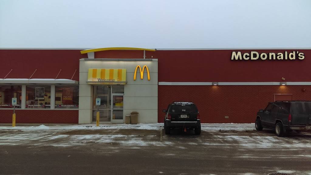 McDonalds | cafe | 2115 Neva Rd, Antigo, WI 54409, USA | 7156274666 OR +1 715-627-4666