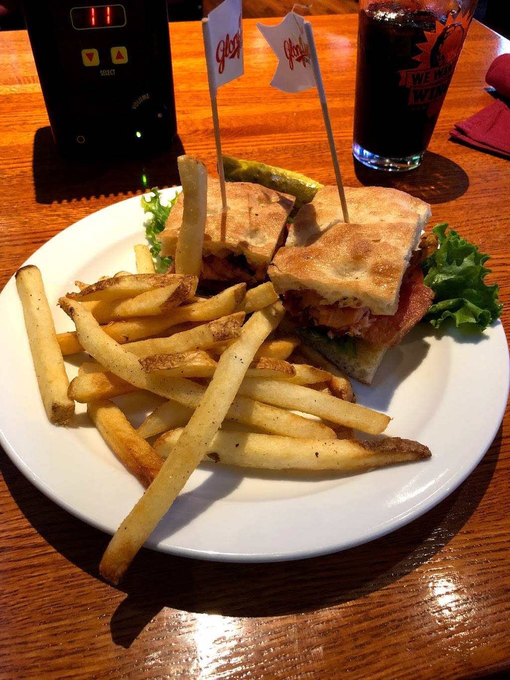 Glory Days Grill | restaurant | 1616 W Nursery Rd, Linthicum Heights, MD 21090, USA | 4439604343 OR +1 443-960-4343