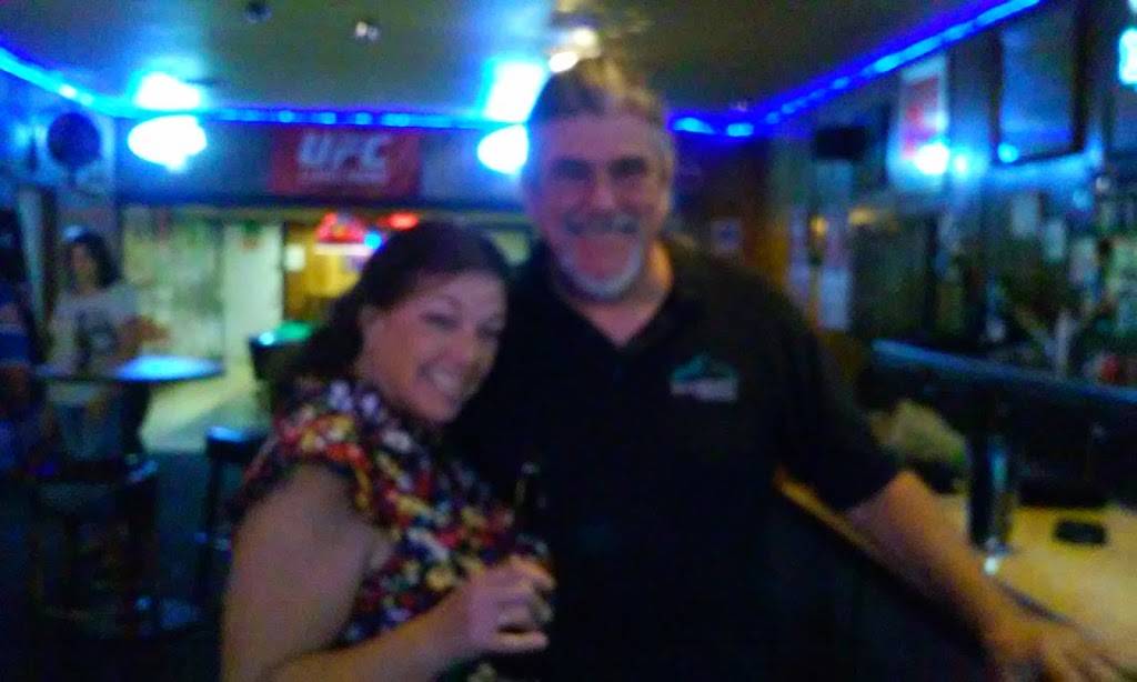 Broadway Lounge | restaurant | 9840 Broadway, Live Oak, CA 95953, USA | 5306952850 OR +1 530-695-2850