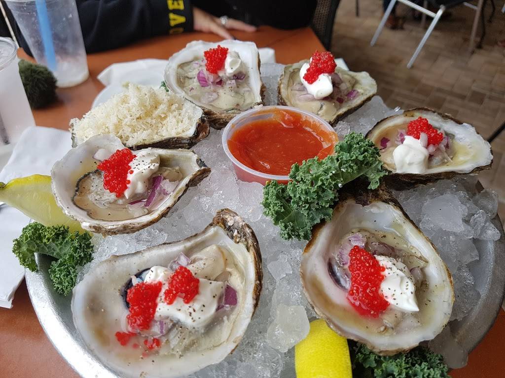 Tin Fish | restaurant | 10053 Sunset Strip, Sunrise, FL 33322, USA | 9547664627 OR +1 954-766-4627