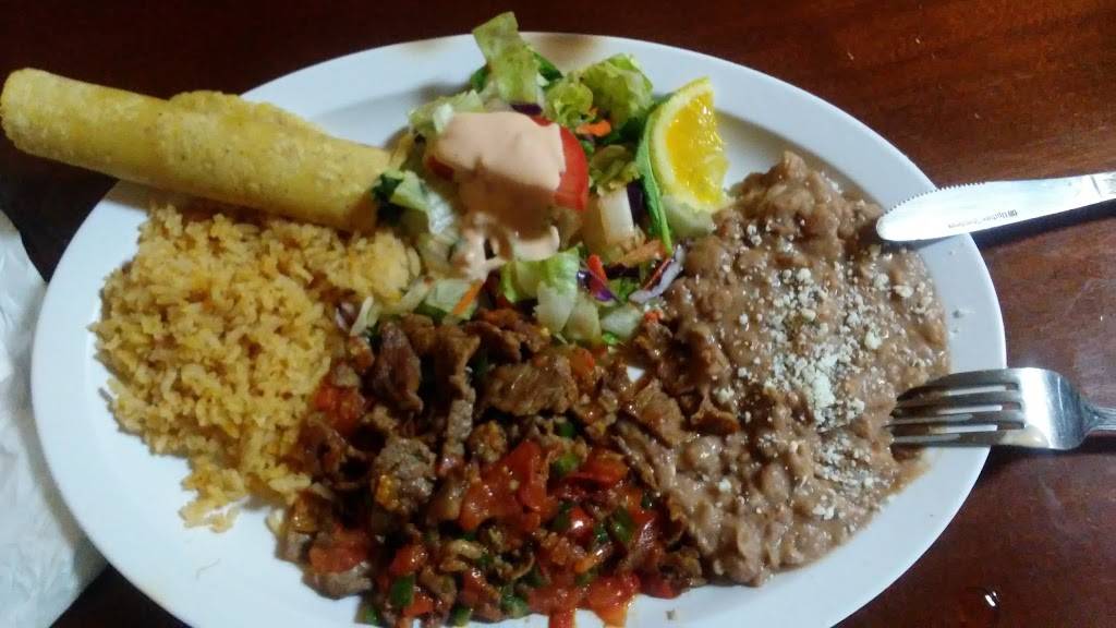 La Fondita Mexican Restaurant | restaurant | 323 Central Ave, Fillmore, CA 93015, USA | 8055247094 OR +1 805-524-7094