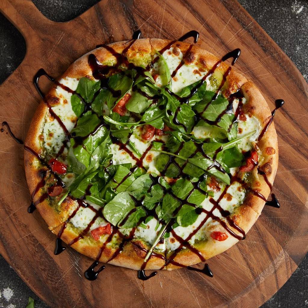 Pizza Cucinova | restaurant | 4044 Morse Crossing, Columbus, OH 43219, USA | 6143372227 OR +1 614-337-2227