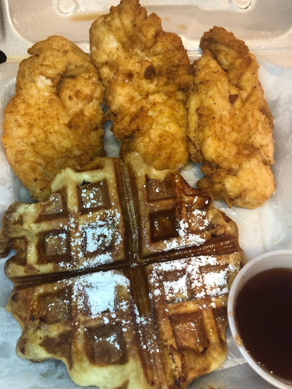 Cheeks Chicken & Waffles | restaurant | 1257 Main St, East Hartford, CT 06108, USA | 8602828980 OR +1 860-282-8980