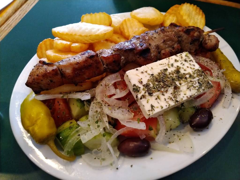 Villa du Souvlaki | restaurant | 5347 Rue Sherbrooke Ouest, Montréal, QC H4A 1V2, Canada | 5144892039 OR +1 514-489-2039