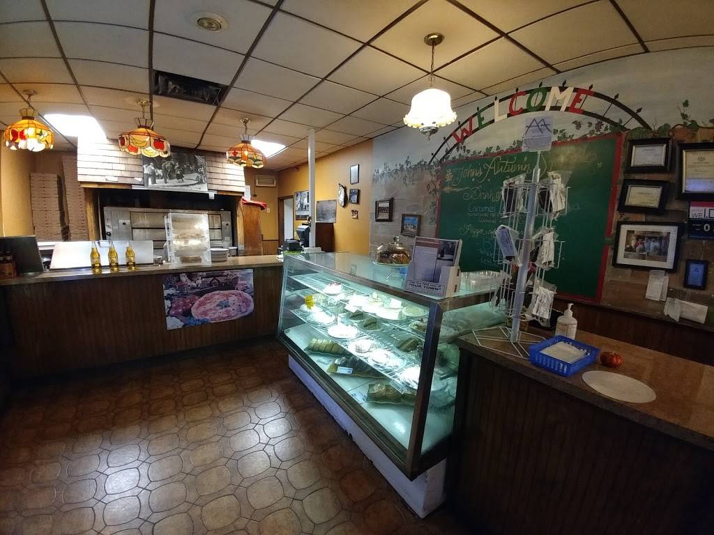 Johns Italian Restaurant | restaurant | 1406 PA-507, Greentown, PA 18426, USA | 5706769830 OR +1 570-676-9830