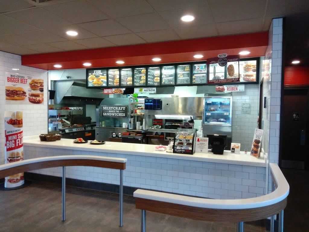 Arbys | restaurant | 1001 W Market St, Warren, OH 44481, USA | 3303730012 OR +1 330-373-0012