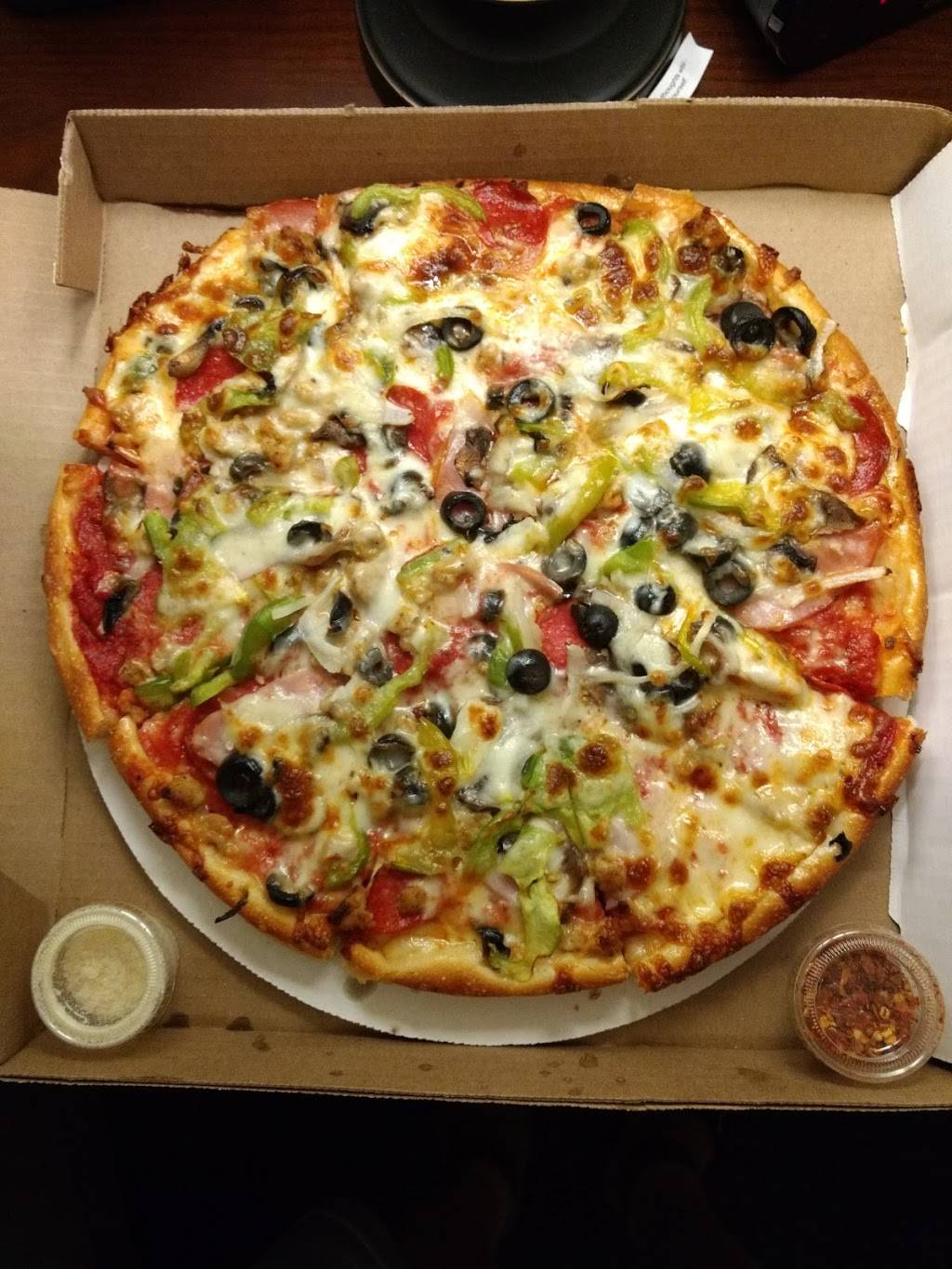 House of Pizza | restaurant | 2016 N Piedras St, El Paso, TX 79930, USA | 9155657240 OR +1 915-565-7240