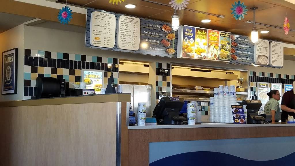 Ivars Seafood Bar | restaurant | 1520 41st St, Everett, WA 98201, USA | 4252529292 OR +1 425-252-9292