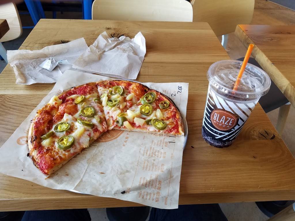 Blaze Pizza | meal takeaway | 7151 Warner Ave, Huntington Beach, CA 92647, USA | 7148040017 OR +1 714-804-0017