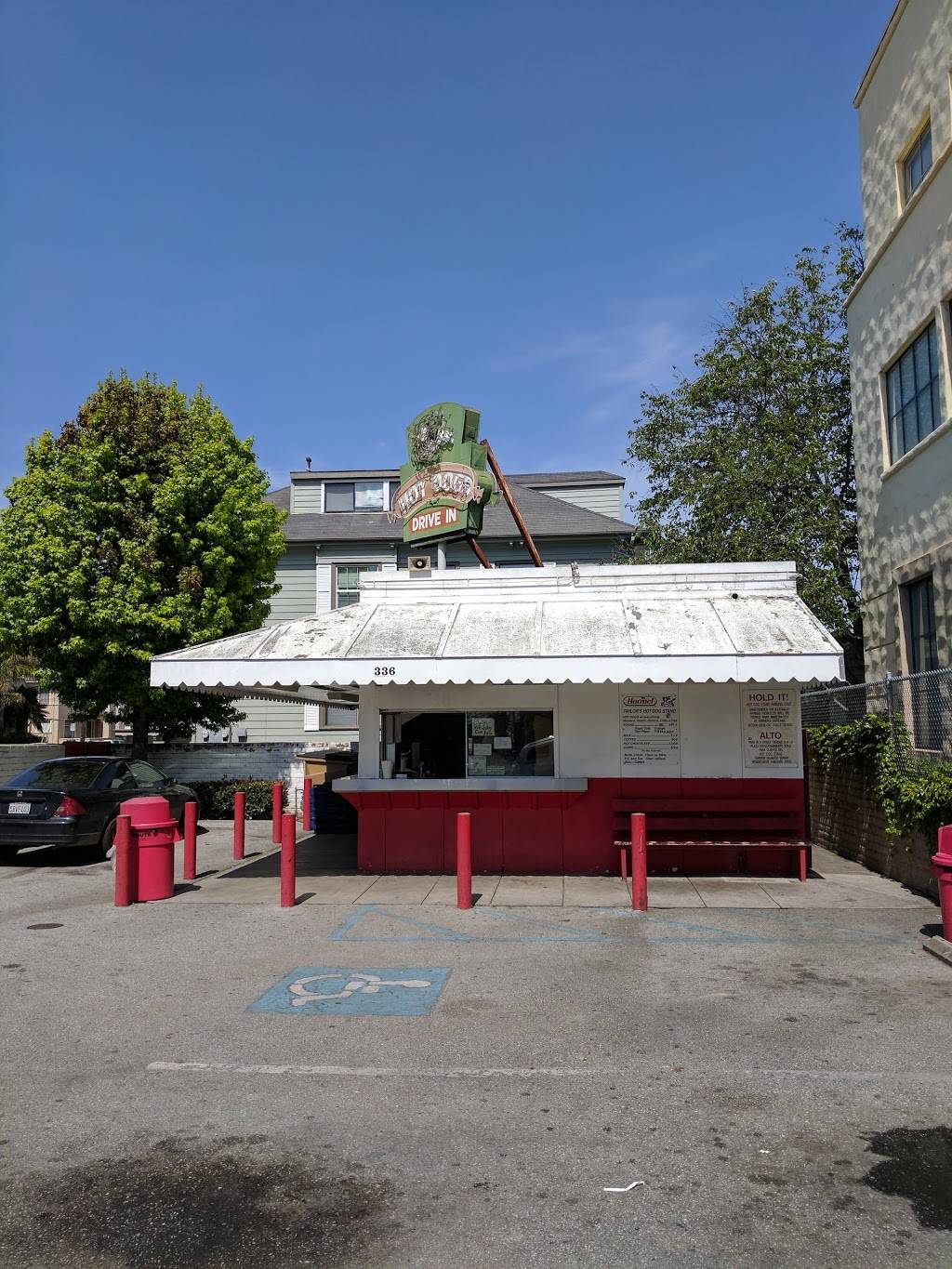 Taylor Brothers Hot Dogs | restaurant | 336 Union St, Watsonville, CA 95076, USA | 8317222402 OR +1 831-722-2402
