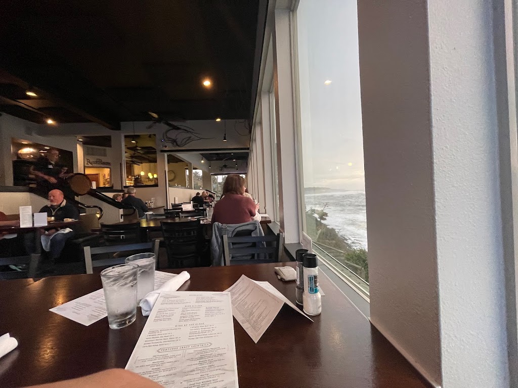 Tidal Raves Seafood Grill | restaurant | 279 US-101, Depoe Bay, OR 97341, USA | 5417652995 OR +1 541-765-2995