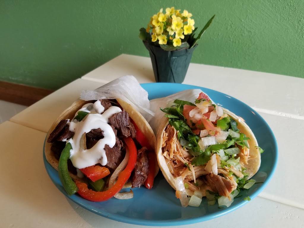 Burrito Republic | restaurant | 59-15 71st Ave, Ridgewood, NY 11385, USA | 9293376446 OR +1 929-337-6446