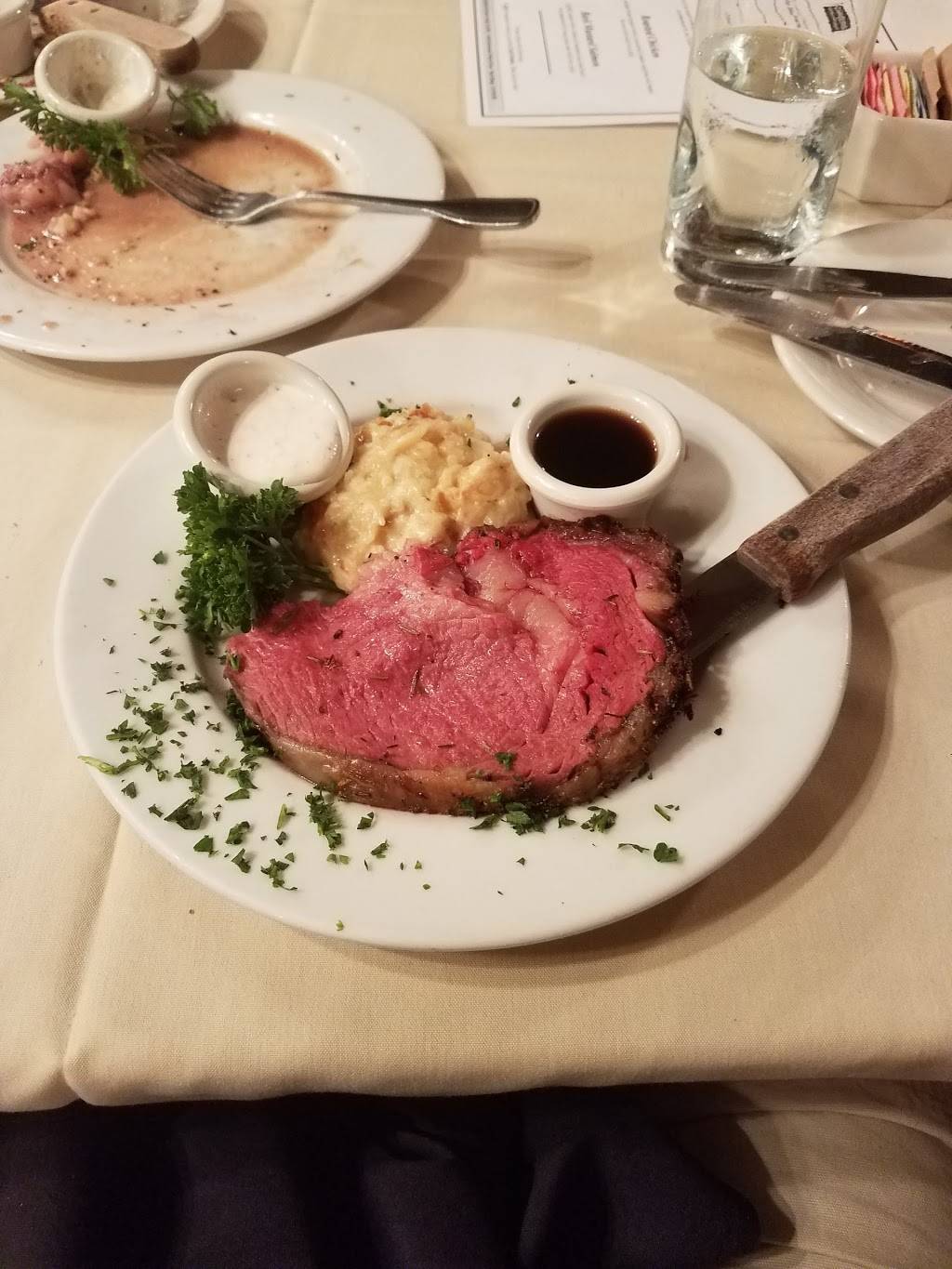 Carvers Steaks & Chops | restaurant | 11940 Bernardo Plaza Dr, San Diego, CA 92128, USA | 8584851262 OR +1 858-485-1262