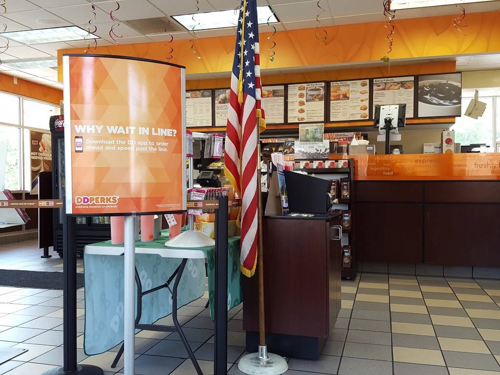 Dunkin | cafe | 651 College Dr, Blackwood, NJ 08012, USA | 8562288553 OR +1 856-228-8553