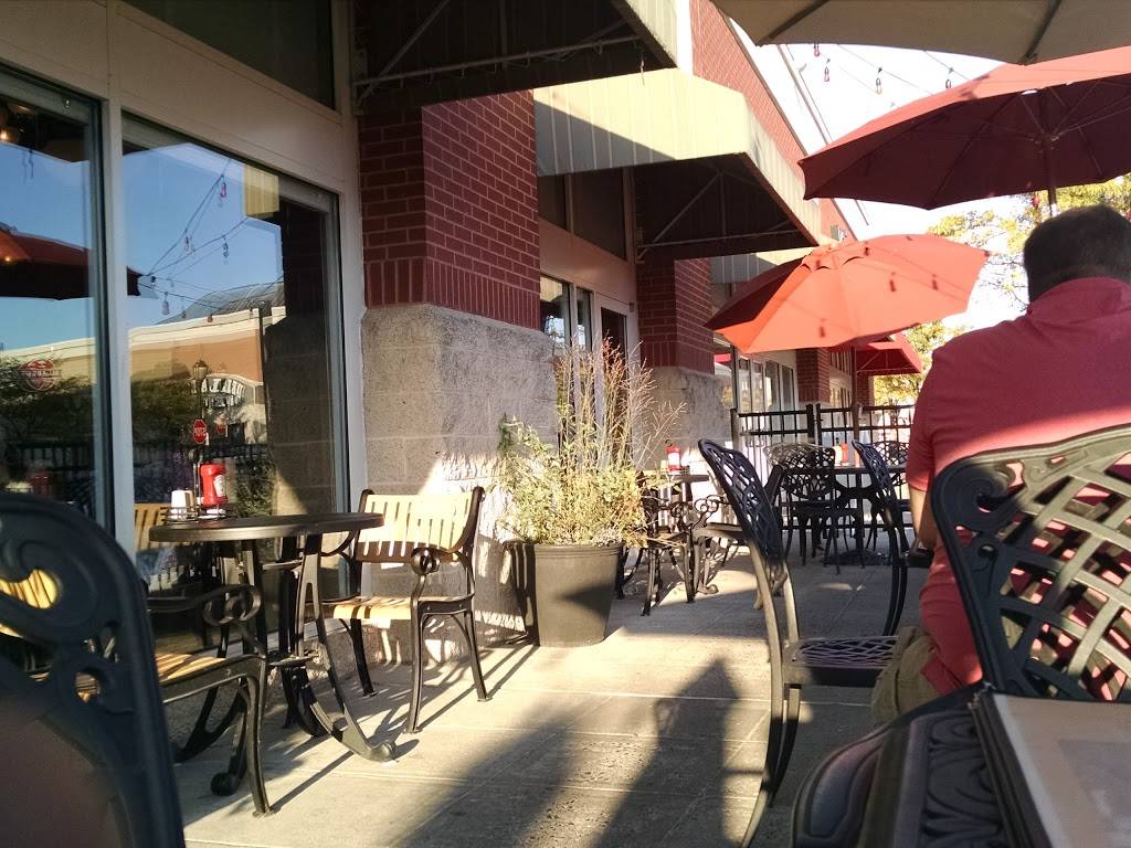 Red Brick Station | restaurant | 8149 Honeygo Blvd, White Marsh, MD 21236, USA | 4109317827 OR +1 410-931-7827