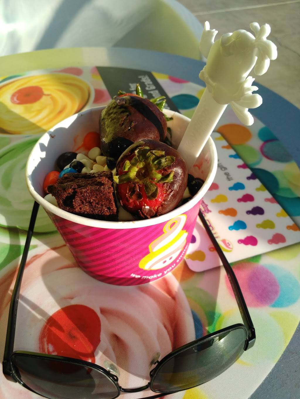 Menchies Frozen Yogurt | bakery | 1201 Truman St Ste F, San Fernando, CA 91340, USA | 8183656599 OR +1 818-365-6599